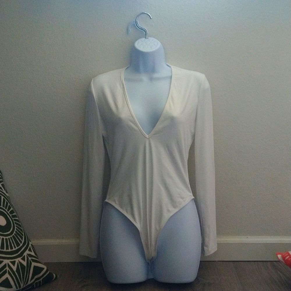 SHEIN White Bodysuit Long Sleeve Deep V-neck size Medium